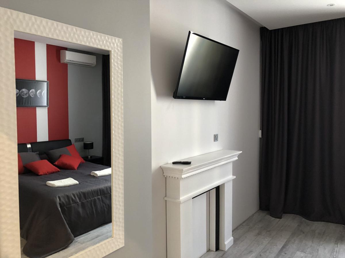 Bon Apetit Apartament Lviv Exteriör bild