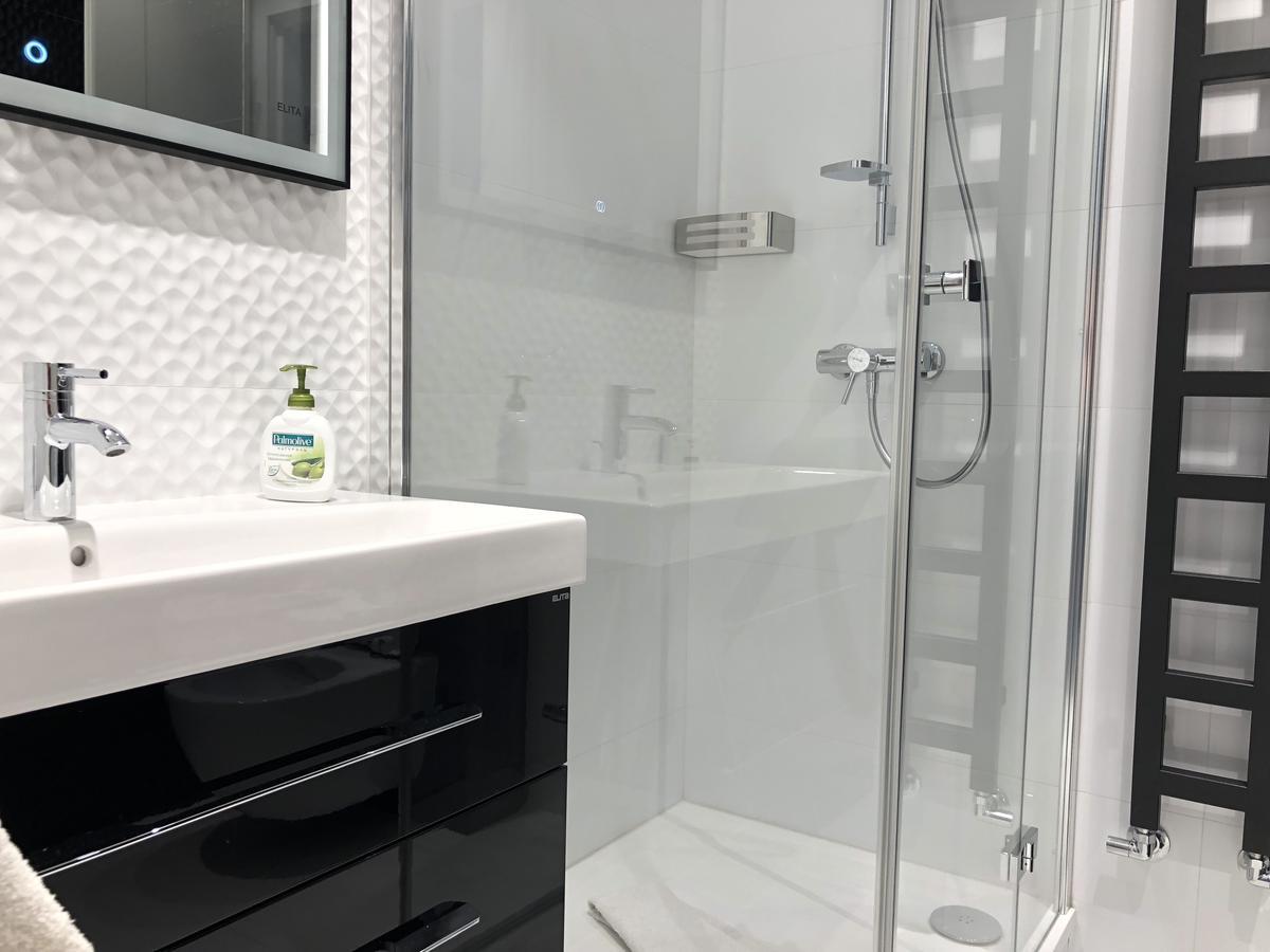 Bon Apetit Apartament Lviv Exteriör bild