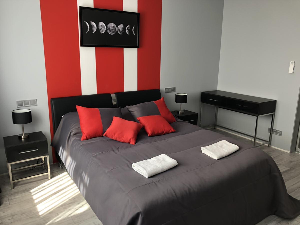 Bon Apetit Apartament Lviv Exteriör bild