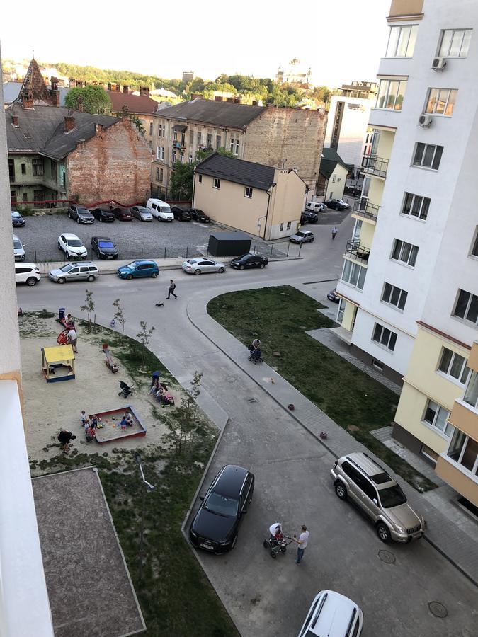 Bon Apetit Apartament Lviv Exteriör bild